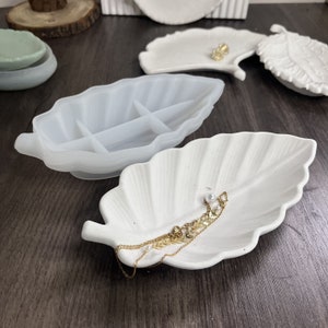 Leaf trinket dish mold  trinket tray silicone mold Home Decor,  Resin / Plaster crafting