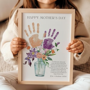 Art empreinte de main fête des mères pour tout-petit, plusieurs enfants maman cadeau fleur modèle d'empreinte de main préscolaire, bouquet d'impression de main bricolage poème imprimable artisanat