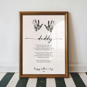 Papa Handabdruck Kunst Vorlage, Erster Vatertagsgeschenk vom Baby zum Ausdrucken, Papa Gedicht DIY Handabdruck Andenken Handwerk Kindertagesstätte Schwarz Weiß PDF