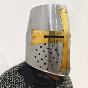 Handcrafted Medieval Knight Templar Crusader Bucket Helmet Great helm Barrel Helmet Fully Functional Fantasy Cosplay Gothic Halloween Costum