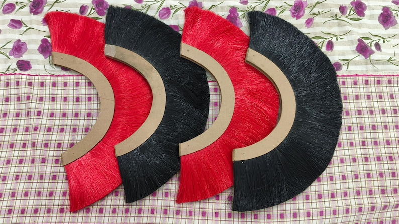 Roman centurion crest plume brush hair