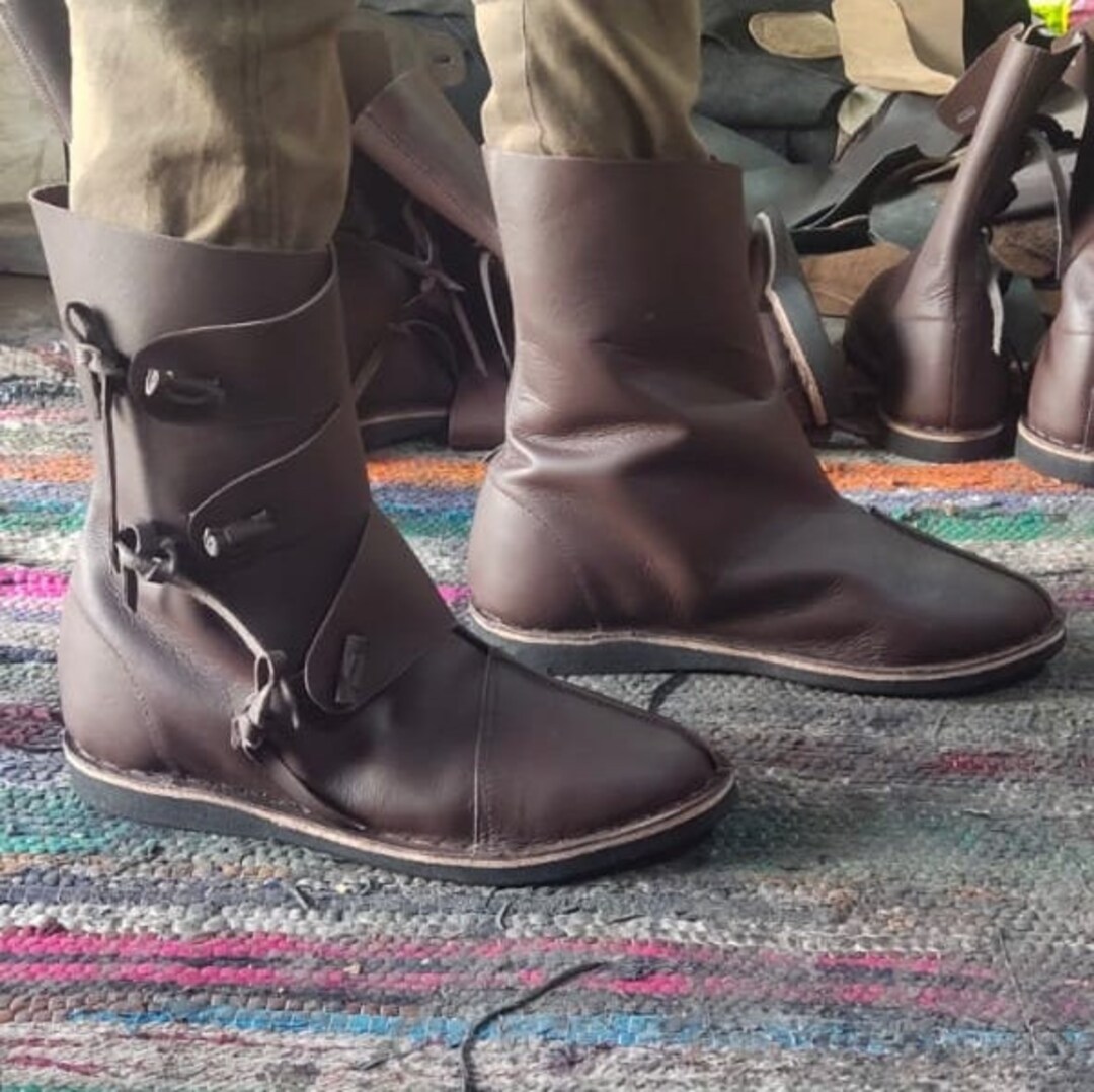 mid boots mens