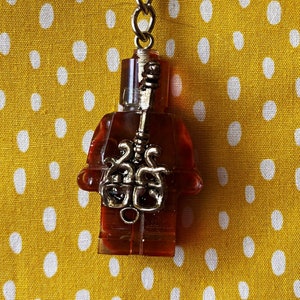 Minifigure Keychain - Red + Key