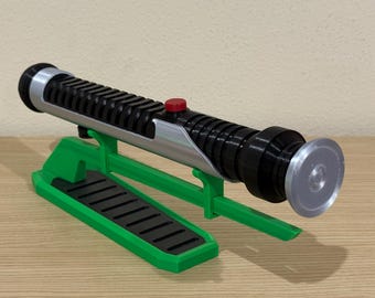 3D Printed Qui-Gon Jinn Lightsaber Hilt – Star Wars Replica Toy, Jedi Cosplay Prop, Collectible Display Piece, authentic design