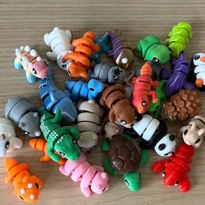 MYSTERY Surprise Packs of Fidgipets – 3D Printed Mini Animal Fidget Toys | Flexi Pets for Sensory Play, ADHD Tools, Desk Toys, Party Favors