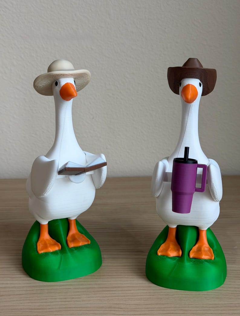Desk Goose Figurine Porch Goose Lover Gift Teacher Appreciation Cute Office Buddy Statue Conversation Starter Quirky Workspace Animal afbeelding 15