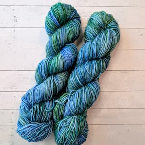 Hand Dyed Yarn | Worsted Weight Wool Yarn | Luxury Merino Wool Yarn | Indie Dyed Yarn | 219 yards