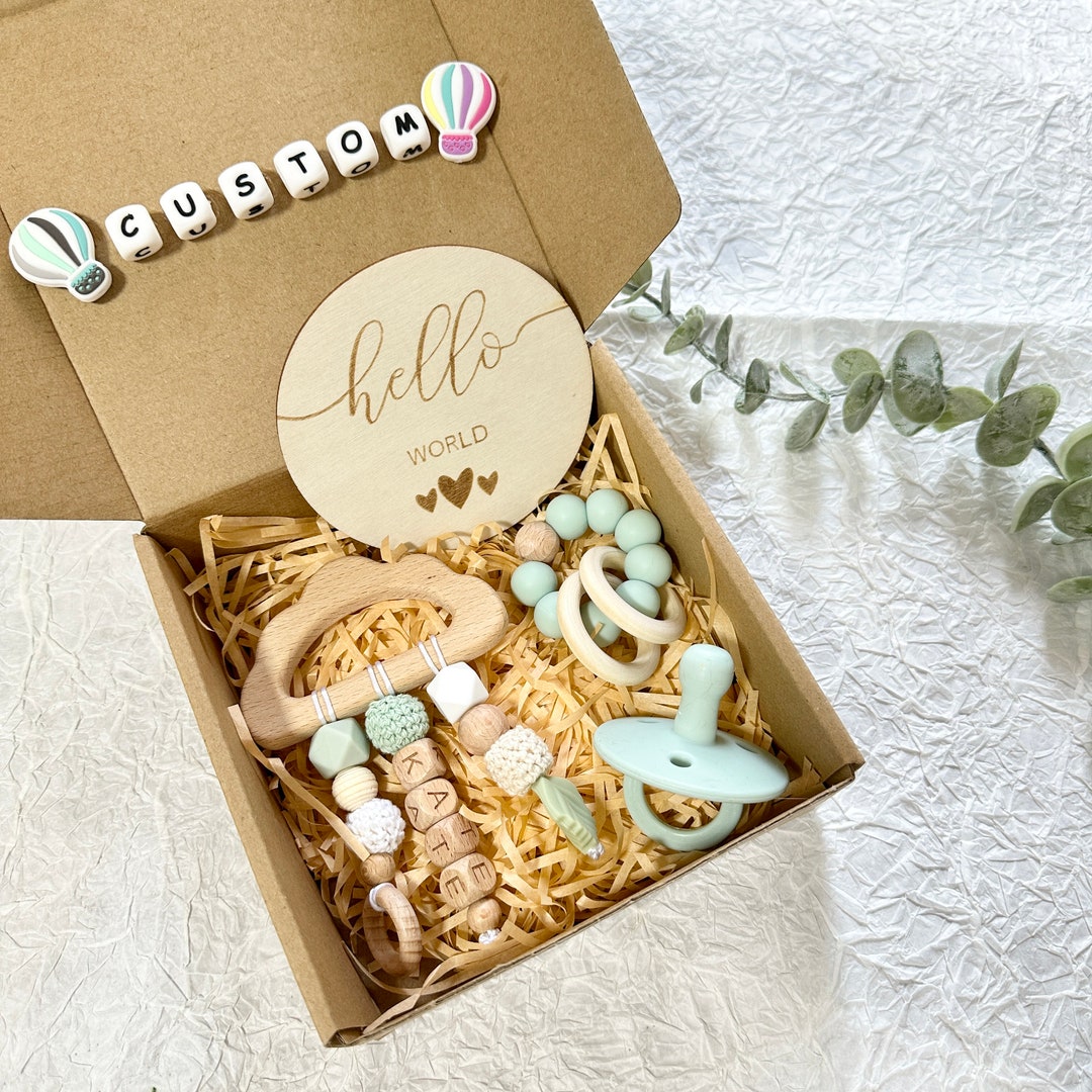 Personalised Baby Gift Box 4 Piece Gift Set Newborn Gift Basket Cloud