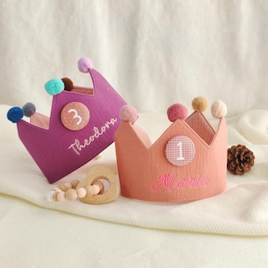 Cappello a corona di compleanno personalizzato, ricamo personalizzato con nome e bottoni con numero di età, accessorio regolabile per feste per bambini e bambine