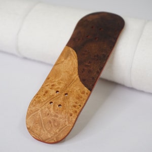 Univerque Fingerboard Deck - TraWoo Maca 002 - hc_wb43_w29, symmetrical