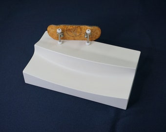 Univerque "Curvb" curb