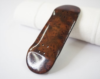 Univerque Fingerboard Deck - TraWoo Camphor Root 002 - hc_wb41_w32, symmetrical