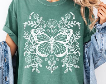 Camiseta Vintage Butterfly Comfort Colors® / Camiseta retro de mariposa de los 90 / Camiseta con flor de mariposa / Camiseta para amantes de la jardinería Y2K / Camiseta floral con mariposa