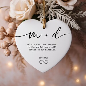 Carta inicial personalizada para pareja, año de compromiso de boda, recuerdo de relación de aniversario, adorno colgante en forma de corazón, regalo