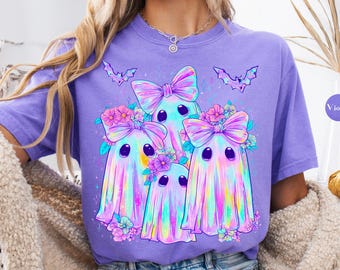 Camiseta de Halloween con calabaza fantasma iridiscente y colores cómodos® / Camiseta de Halloween con fantasmas lindos / Camiseta de temporada espeluznante / Camiseta de Halloween femenina