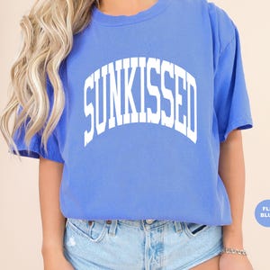 Camisa de colores neón Sunkissed Summer Comfort Colors® / Camisa de playa Sunkissed / Camisa bohemia de playa de verano / Camiseta de verano preppy