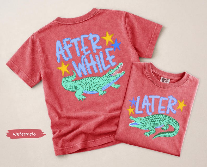 Camiseta Kids Later Gator Comfort Colors® con estampado / Parte delantera y trasera. Camiseta After A While con estampado de cocodrilo / Camiseta After While con estampado de cocodrilo y caimán para niños. imagen 14