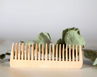 Haarkamm Aus Olivenholz Handgefertigt – Naturprodukt, Vegan & Langlebig, Verschiedene Formen