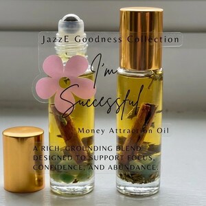 Prosperity Oil Roller | Vanilla Patchouli Crystal Infused Abundance Perfume