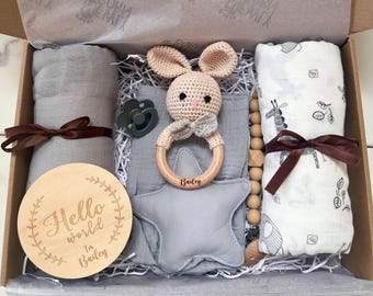 Neutral Baby Gift Box with cute Animal rattle 4 COLOUR OPTIONS| baby hamper | silicone dummy clip | comforter | personalised baby gift