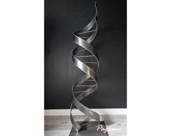 Abstrakte Kunst für drinnen und draußen, große Gartenskulptur, DNA-Skulptur, Stahlskulptur, moderne Metallskulptur, Gartendekoration aus Metall von Pagiani