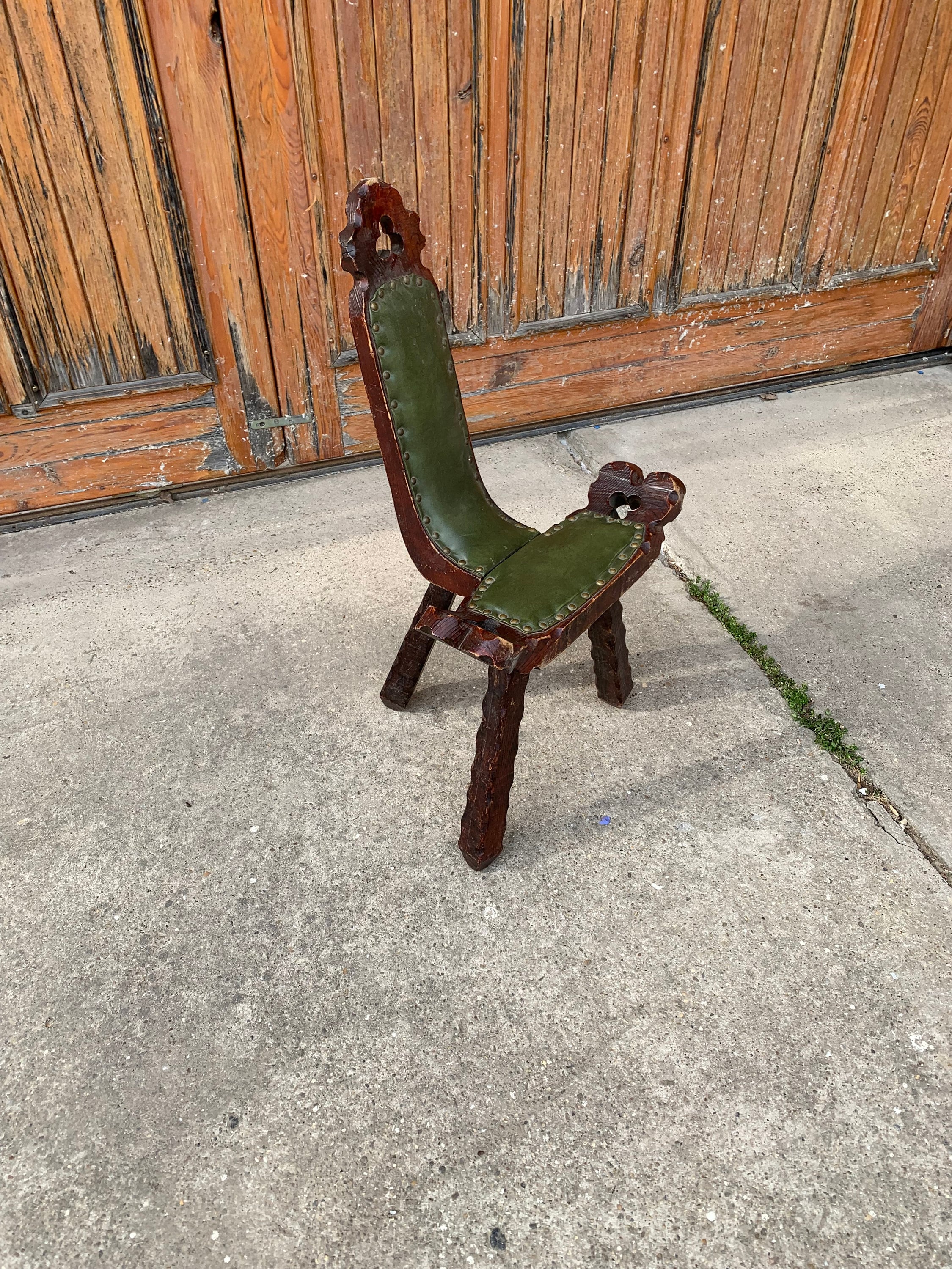 家具 Spanish Brutalist Chair in Wood, 1960s Spanish Brutalist Chair in Wood, 1960s - Etsy