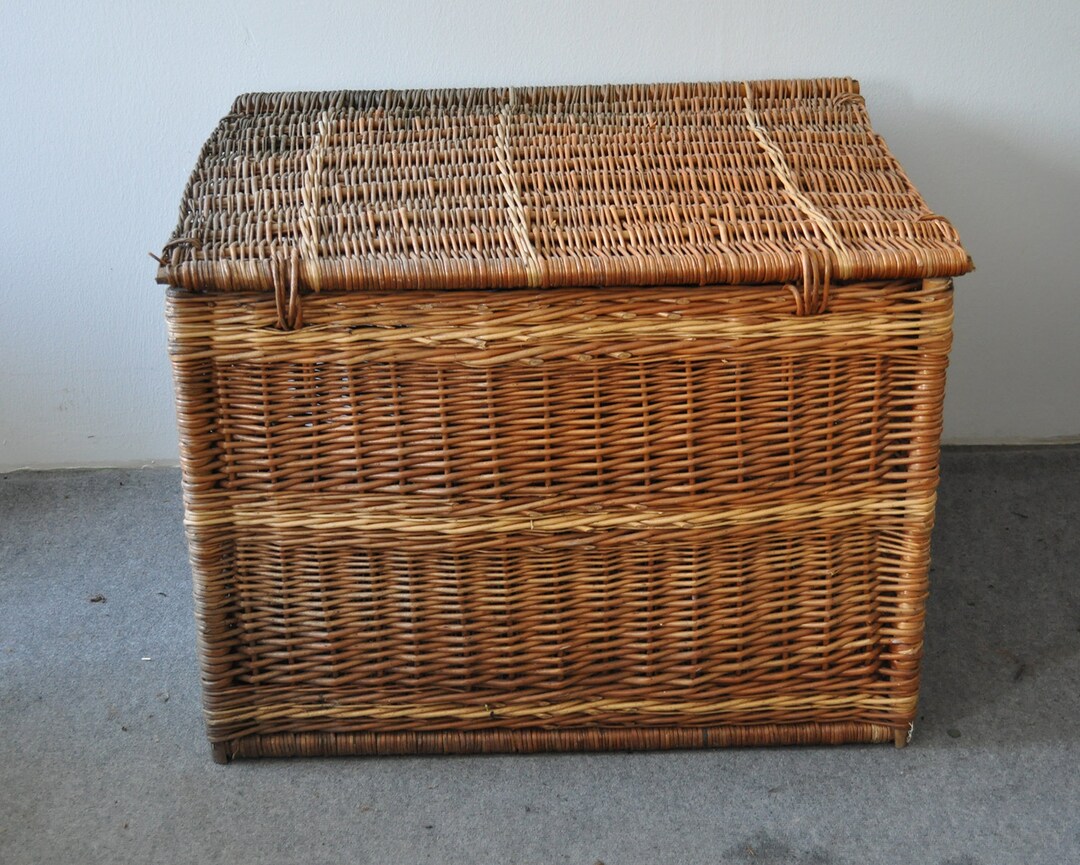 Large Vintage Basket With Lid, 1940s Etsy