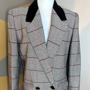 Vintage 1980’s Plaid wool blend Blazer with Velvet Collar • Kasper YSL Brand • tag size 6