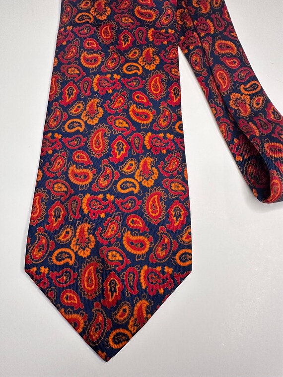 Vintage 1960's 100% Silk Tie / Kipper Style - Berk