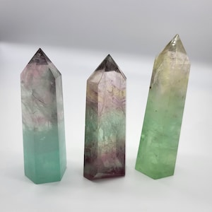 Torri di fluorite di alta qualità naturale - dimensioni medie/grandi colore anguria e verde
