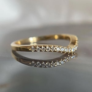 14K Yellow Gold Wedding Band Round Cut Moissanite Anniversary Ring Curved Stacking Band Anniversary Gift for Woman Promise Ring