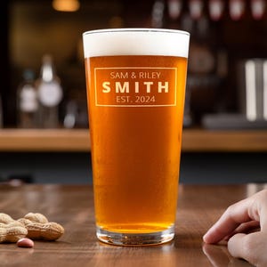 Custom Engraved Pint Glass: Personalized Family Name & Year