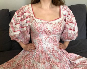 Vintage Austrian Romantic Pastel Floral Cotton Midi Dress  | Cottagecore Midi Folk Dress Size M