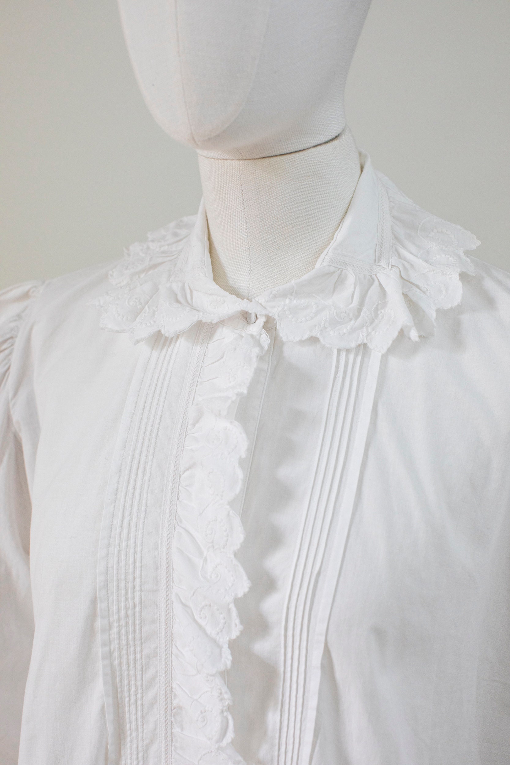 1920 Vintage White Cotton Lace Blouse Size S-M | Victorian