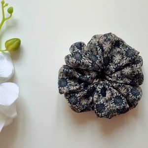 Fluffy scrunchie, chic darling, stylish hair darling,gift for her, hair accessory,green darling, Valentine's Day gift