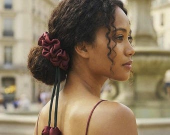 Pink scrunchie, handmade, fluffy burgundy scrunchie, chic scrunchie, elegant scrunchie, gift for her, romantic hair accessory