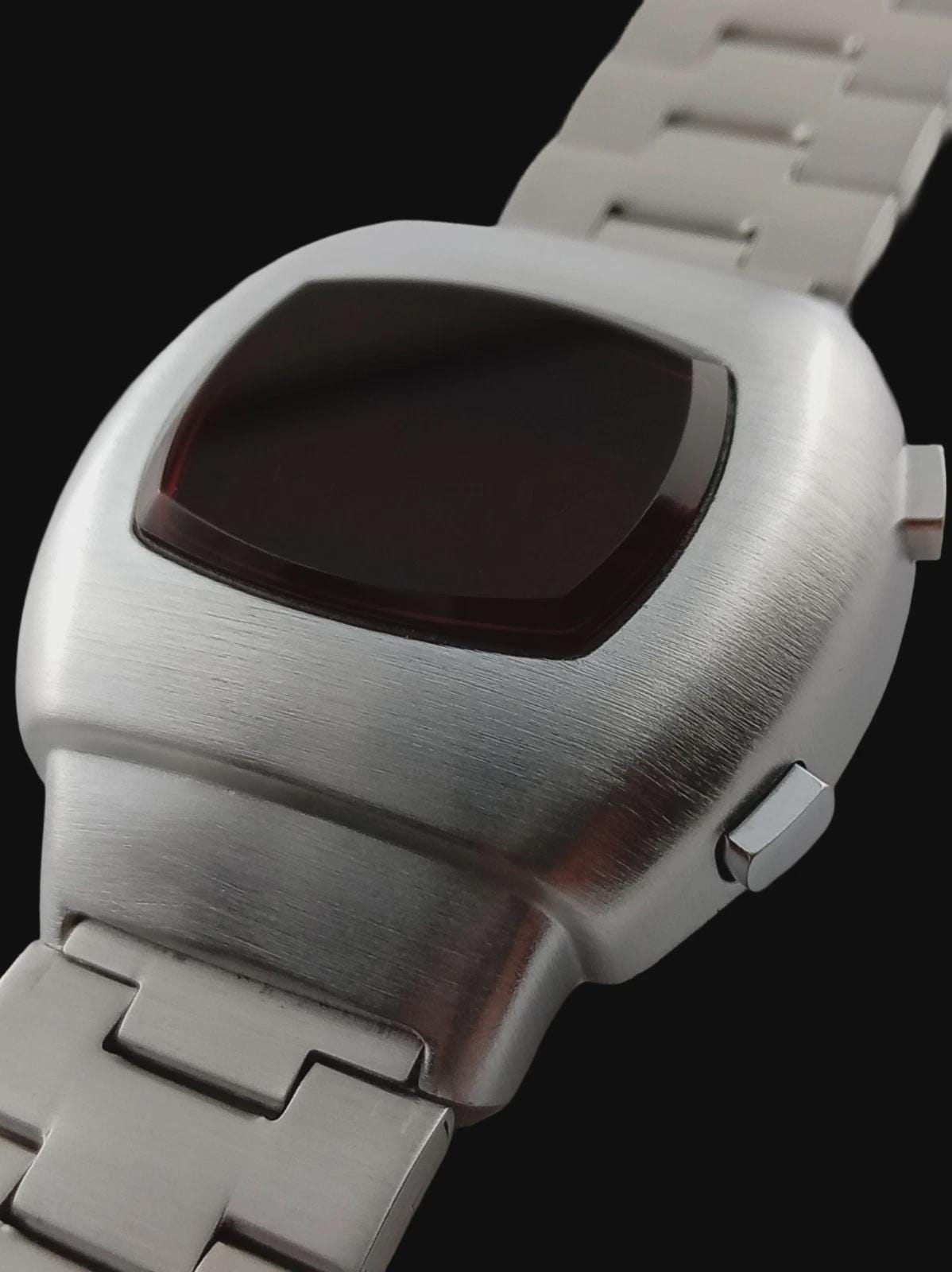 Time-shop-uk Retro LED Watch -silver- Homage to the 1970s Vintage ...