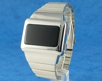Time-shop-uk Retro LED watch - Silver - Homage to the 1970s vintage Digital LED LCD Space age Futuristic watches 6