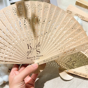 Personalized Wedding Fans Custom Wedding Favor Fans Bridal Shower Fan Wedding Gifts Summer Wedding Wooden Fan Bridesmaid Groomsman Hand Fans