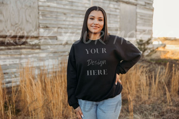 Black gildan crewneck sweatshirt new arrivals