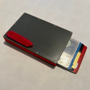 Cartera delgada para tarjetas en cascada