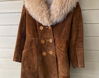 Vintage 1970s Suede Winter Coat w/ Shearling Penny Lane Ladies Clothing Christmas Gift