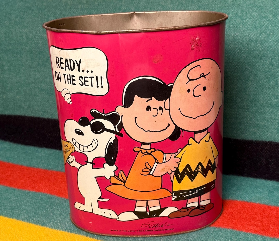 Vintage Peanuts (snoopy) Pink Metal Trash Can Charlie Brown Lucy