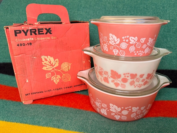 Vintage Rare Pyrex Pink Gooseberry Casserole Dish Set in Original
