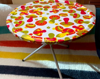 Vintage Rare 1970s Mushroom Outdoor Metal Patio Side Table Mid Century Patio 1970s Orange Mushrooms