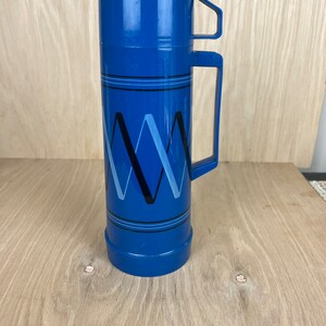 Vintage Aladdin  Vanguard blue thermos with cup, 1 pint