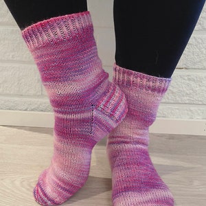 Lily Basic socks, knitting pattern image 3