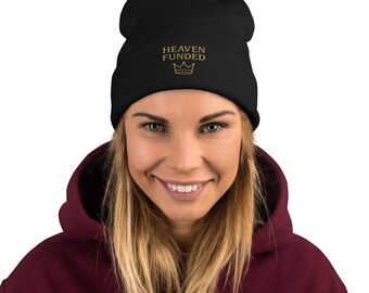 Gorro bordado con el cielo, gorro de punto cristiano, gorro de invierno inspirado en la fe, ropa de calle unisex, diseño de corona, regalo para creyentes.