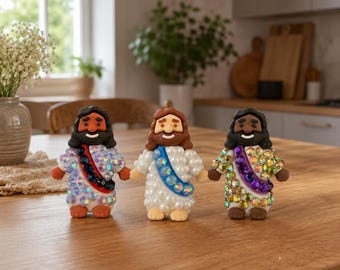 Mini-bedazzled Jesus-figur: Anpassningsbar, handgjord dekorativ display