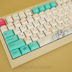 Japanese Style Miku 134 PCS Cherry Profile Anime Keycap Set For Mechanical Keyboard｜Gift for Him|Custom Keycaps|Artisan Keycap|Keycaps ONLY